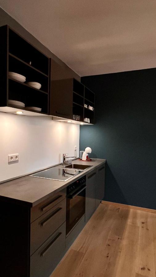 Apartment H-85 Level 5/9 *
